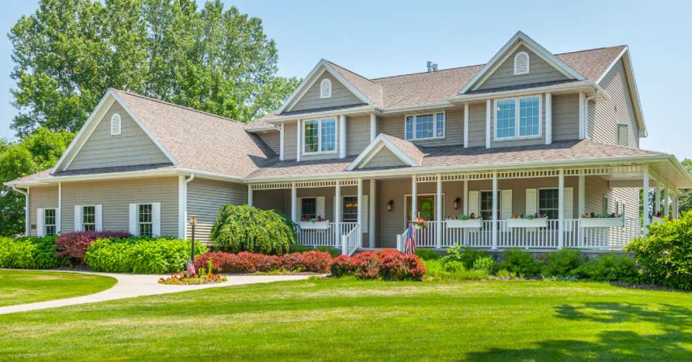 Free Upgrade To Premium 046 Vinyl Siding On Full Home Siding Installation