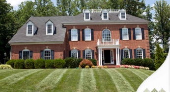 Challenges of Replacing a Roof in a Historic Home